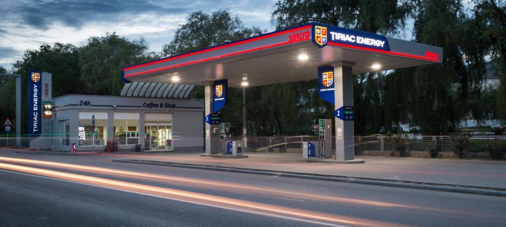 Primele patru benzinării sub franciza Țiriac se deschid săptămâna aceasta